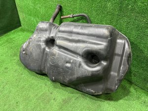 Fuel tank TOYOTA PRIUS OEM 77001-47120 ZVW30 2012 2ZRFXE