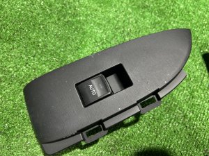 กล่องควบคุมกระจกไฟฟ้า TOYOTA PRIUS OEM 8404033080 ZVW30 2012 2ZRFXE