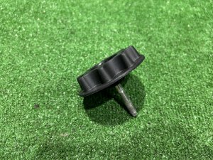 โบลต์ยึดยางอะไหล่ TOYOTA PRIUS OEM 51931-47010 ZVW30 2012