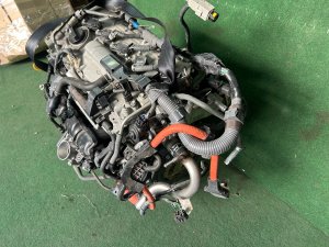 エンジン 2ZRFXE TOYOTA PRIUS OEM 19000-37470 19000-37472 ZVW30 2012 2ZRFXE