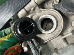エンジン 2ZRFXE TOYOTA PRIUS OEM 19000-37470 19000-37472 ZVW30 2012 2ZRFXE