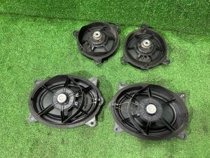 Altavoces TOYOTA PRIUS OEM 8616047070 ZVW30 2012