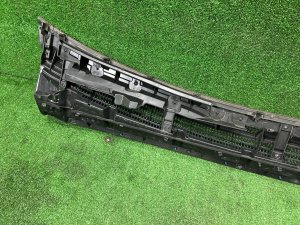 Panel de la base del parabrisas TOYOTA PRIUS OEM 5570847101 ZVW30 2012