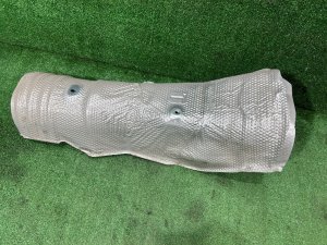 Защитный экран глушителя Тепловой TOYOTA PRIUS OEM 5815147050 ZVW30 2012 2ZRFXE