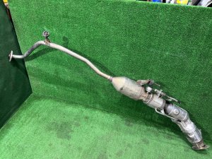 แคทาลิติก TOYOTA PRIUS OEM 1741037310 ZVW30 2012 2ZRFXE