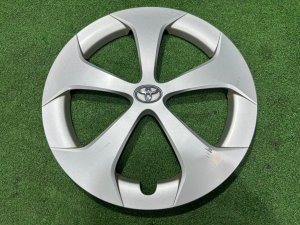 Колпак на колесо TOYOTA PRIUS OEM 1234567 ZVW30 2012