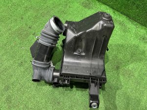 Корпус воздушного фильтра TOYOTA PRIUS OEM 17700-37252 ZVW30 2012 2ZRFXE