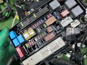 ワイヤーハーネス TOYOTA PRIUS OEM 8264175070 8211147710 ZVW30 2012 2ZRFXE