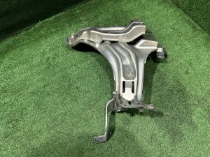 Крепление Инвертора TOYOTA PRIUS OEM G911047011 ZVW30 2012 SILVER 1F7