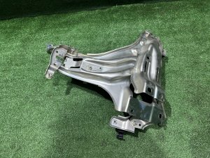Крепление Инвертора TOYOTA PRIUS OEM G911047011 ZVW30 2012 SILVER 1F7
