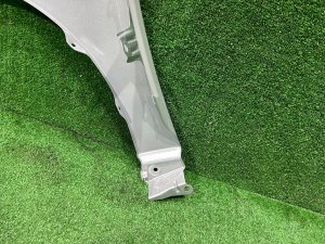 Guarda-lamas dianteiro direito TOYOTA PRIUS OEM 53801-47050 ZVW30 2012 SILVER 1F7