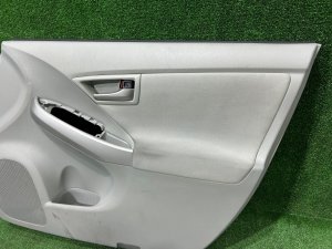 ドアトリム TOYOTA PRIUS OEM 67610-47500-G3 67620-47500-G3 67630-47220-G3 67640-47220-G3 ZVW30 2012 SILVER 1F7