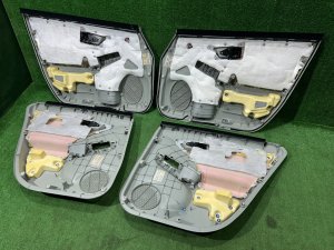 ドアトリム TOYOTA PRIUS OEM 67610-47500-G3 67620-47500-G3 67630-47220-G3 67640-47220-G3 ZVW30 2012 SILVER 1F7