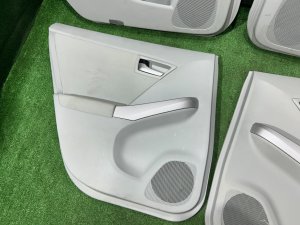ドアトリム TOYOTA PRIUS OEM 67610-47500-G3 67620-47500-G3 67630-47220-G3 67640-47220-G3 ZVW30 2012 SILVER 1F7