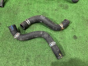 ท่อหม้อน้ำ TOYOTA PRIUS OEM 16572-37120 16571-37140 16267-37030 ZVW30 2012 2ZRFXE