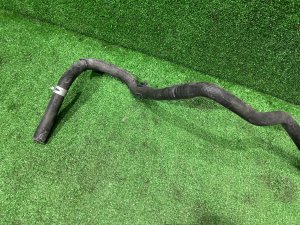 ท่อหม้อน้ำ TOYOTA PRIUS OEM 16572-37120 16571-37140 16267-37030 ZVW30 2012 2ZRFXE