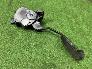แป้นคันเร่ง 78110-12060 TOYOTA PRIUS