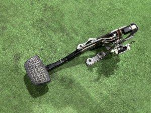 Brake pedal TOYOTA PRIUS OEM 47110-76050 ZVW30 2012 2ZRFXE