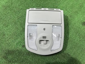 Plafón delantero 81260-47070-B0 TOYOTA PRIUS