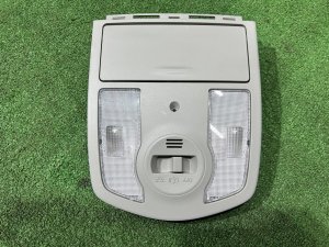 Плафон салона передний TOYOTA PRIUS OEM 81260-47070-B0 ZVW30 2012 2ZRFXE