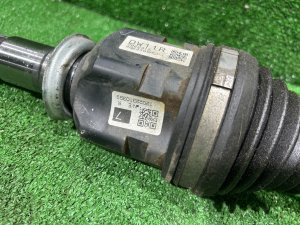 前传动轴 правый TOYOTA PRIUS OEM 43410-47030 ZVW30 2012 2ZRFXE