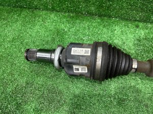 前传动轴 правый TOYOTA PRIUS OEM 43410-47030 ZVW30 2012 2ZRFXE