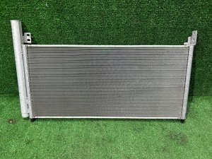 Радиатор кондиционера TOYOTA PRIUS OEM 8846047150 ZVW30 2012 2ZRFXE