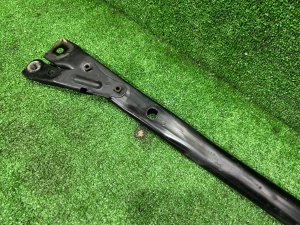 顶巴（塔顶拉杆） Днища TOYOTA PRIUS OEM 53605-47020 ZVW30 2012 2ZRFXE
