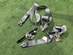 Cinturones de seguridad traseros 73360-47112-B0 73360-47112-B0 TOYOTA PRIUS