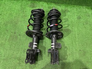 Struts передние TOYOTA PRIUS OEM 48510-80573 48520-80293 ZVW30 2012 2ZRFXE