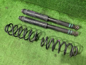 โช้คอัพ Задние амортизаторы TOYOTA PRIUS OEM 48530-80533 48231-47120 ZVW30 2012 2ZRFXE