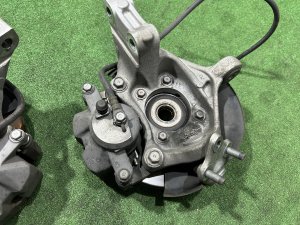 Bujes delanteros TOYOTA PRIUS OEM 43550-47011 43512-47040 ZVW30 2012 2ZRFXE