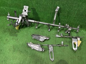 Dashboard support beam TOYOTA PRIUS OEM 55330-47081 ZVW30 2012