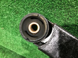 Travessa traseira SUBARU LEGACY OEM 20152AE000 BH5 2000 EJ206 AT