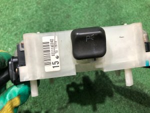 Блок подрулевых переключателей оптитрон SUBARU LEGACY OEM 83111AE040 BH5 2000 EJ206 AT