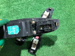 Window control module черный SUBARU LEGACY OEM 83071AE060 83071AE040 BH5 2000 EJ206 AT