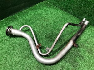 Tubo de enchimento do depósito 42066AE000 SUBARU LEGACY