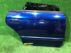 Porta traseira direita 60400AE400 SUBARU LEGACY