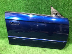 Puerta delantera derecha 60009AE000 SUBARU LEGACY