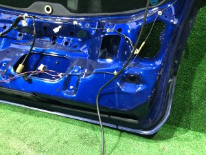 尾门 SUBARU LEGACY OEM 60800AE060 BH5 2000 BLUE 95H