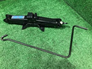 Jack SUBARU LEGACY OEM 97030FA070 BH5 2000