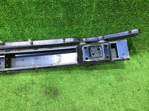 Refuerzo del parachoques delantero SUBARU LEGACY OEM 57711AE170 BH5 2000