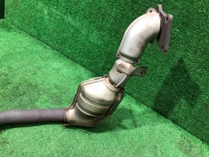 Catalisador Выпускной коллектор SUBARU LEGACY OEM 44102AE030 44102AC090 BH5 2000 EJ206 AT