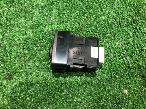 Кнопка корректора фар SUBARU LEGACY OEM 83011AE000 BH5 2000 EJ206 AT