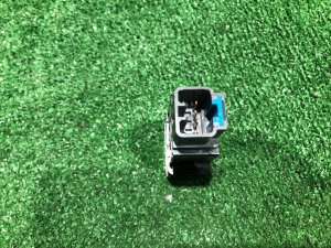 雾灯开关 SUBARU LEGACY OEM 83001AE000 BH5 2000 EJ206 AT
