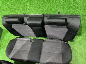 Conjunto de bancos SUBARU LEGACY OEM 64010AE760ML 64010AE770ML 64221AE220ML 64231AE220ML BH5 2000 BLUE 95H