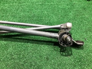 Mecanismo del limpiaparabrisas SUBARU LEGACY OEM 86510AE000 BH5 2000 EJ206 AT