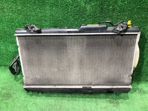 Radiador do motor SUBARU LEGACY OEM 45111AE021 BH5 2000 EJ206 AT