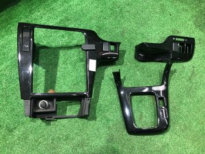 ชุดกรอบเครื่องเสียง Черный 66060AE280 66150AE190 66050AE060 SUBARU LEGACY