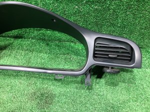 Moldura do quadrante SUBARU LEGACY OEM 66180AE000 BH5 2000 BLUE 95H